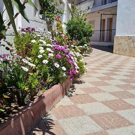 Luengihouse - Espectacular Con Piscina Daire Lloret de Mar