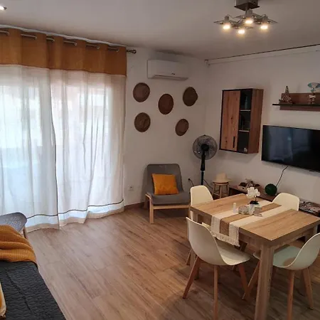 Luengihouse - Espectacular Con Piscina Apartament Lloret de Mar