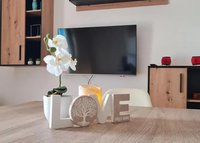 Luengihouse - Espectacular Con Piscina Daire *