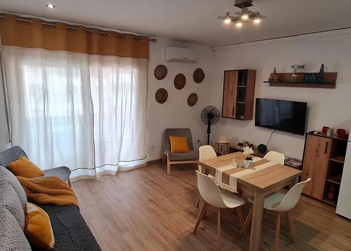 Luengihouse - Espectacular Con Piscina Daire Lloret de Mar