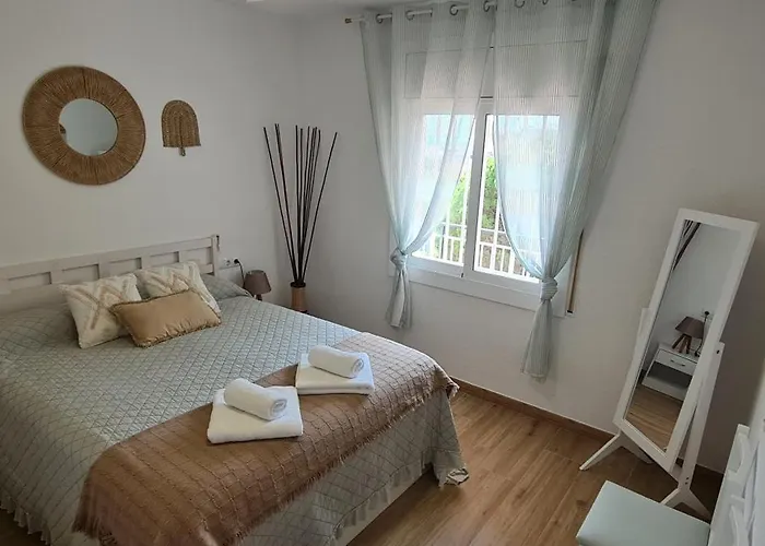 Luengihouse - Espectacular Con Piscina Apartament Lloret de Mar