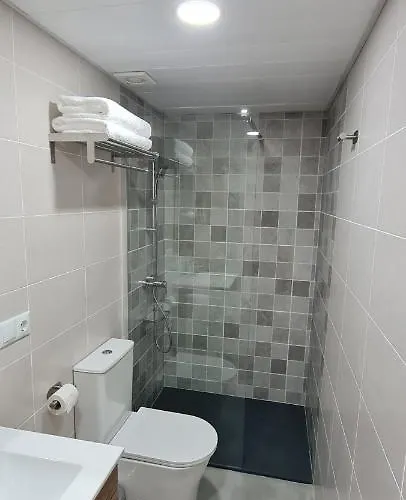 Luengihouse - Espectacular Con Piscina Льорет-де-Мар